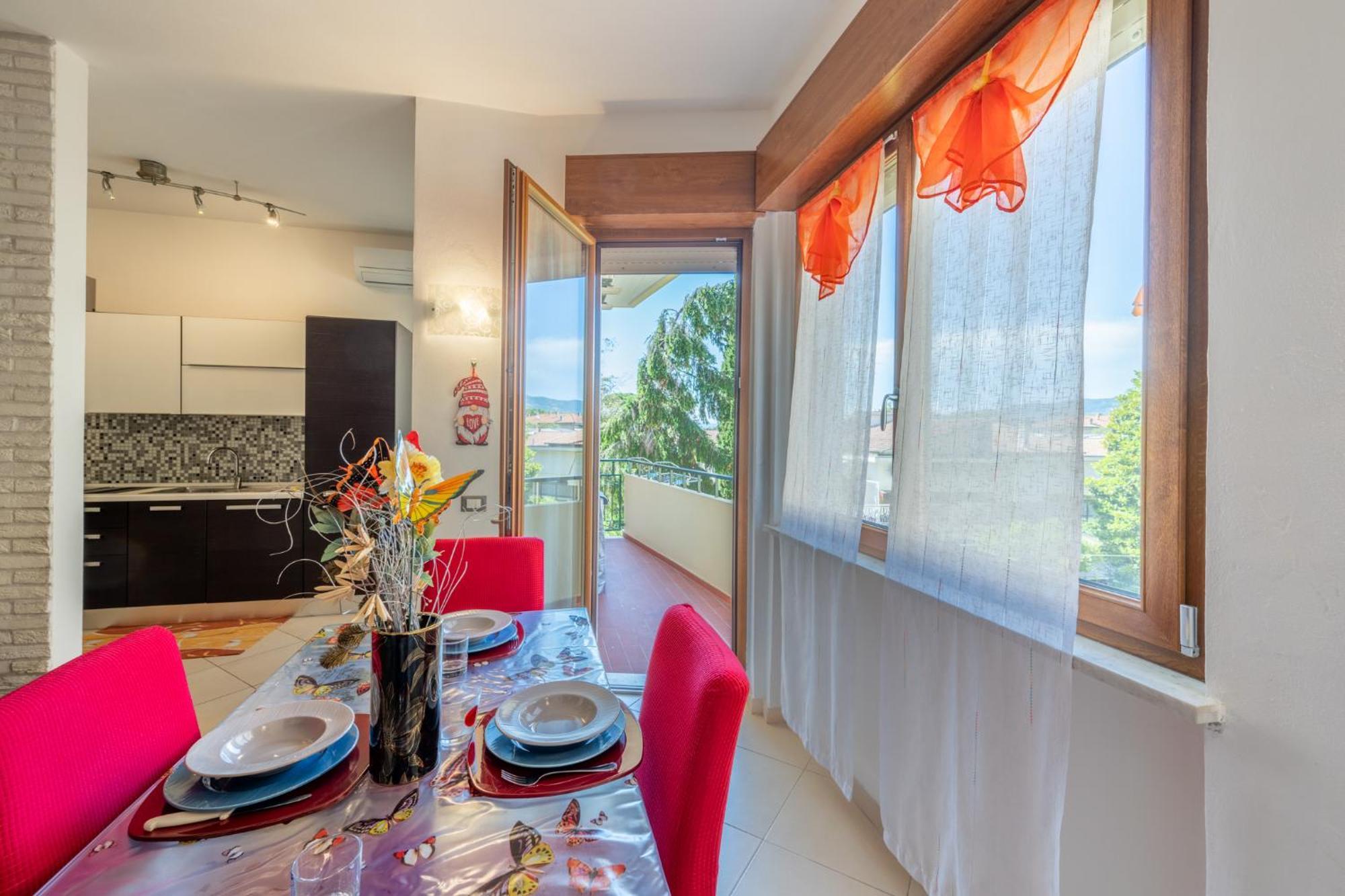 Appartement New Luxury 2Bdr Terrace, Views, Ac à Marina Di Carrara Extérieur photo